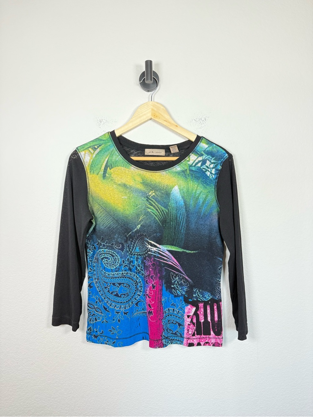 i.e. Relaxed Womens Large Y2K Abstract Mesh Top Sheer Maximalist Graphic Tee - Picture 3 of 10